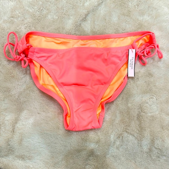 NEW NEVER WORN - Victoria Swim Bottoms - Picture 1 of 2